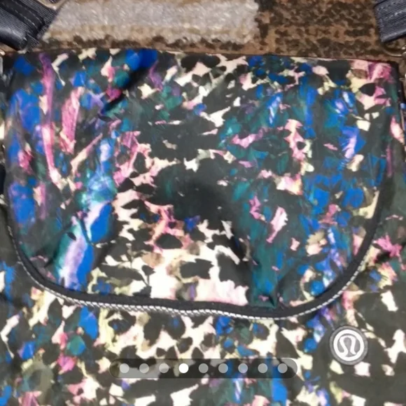 Lululemon Athletica Pink and Blue Crossbody Bag - Picture 7 of 12